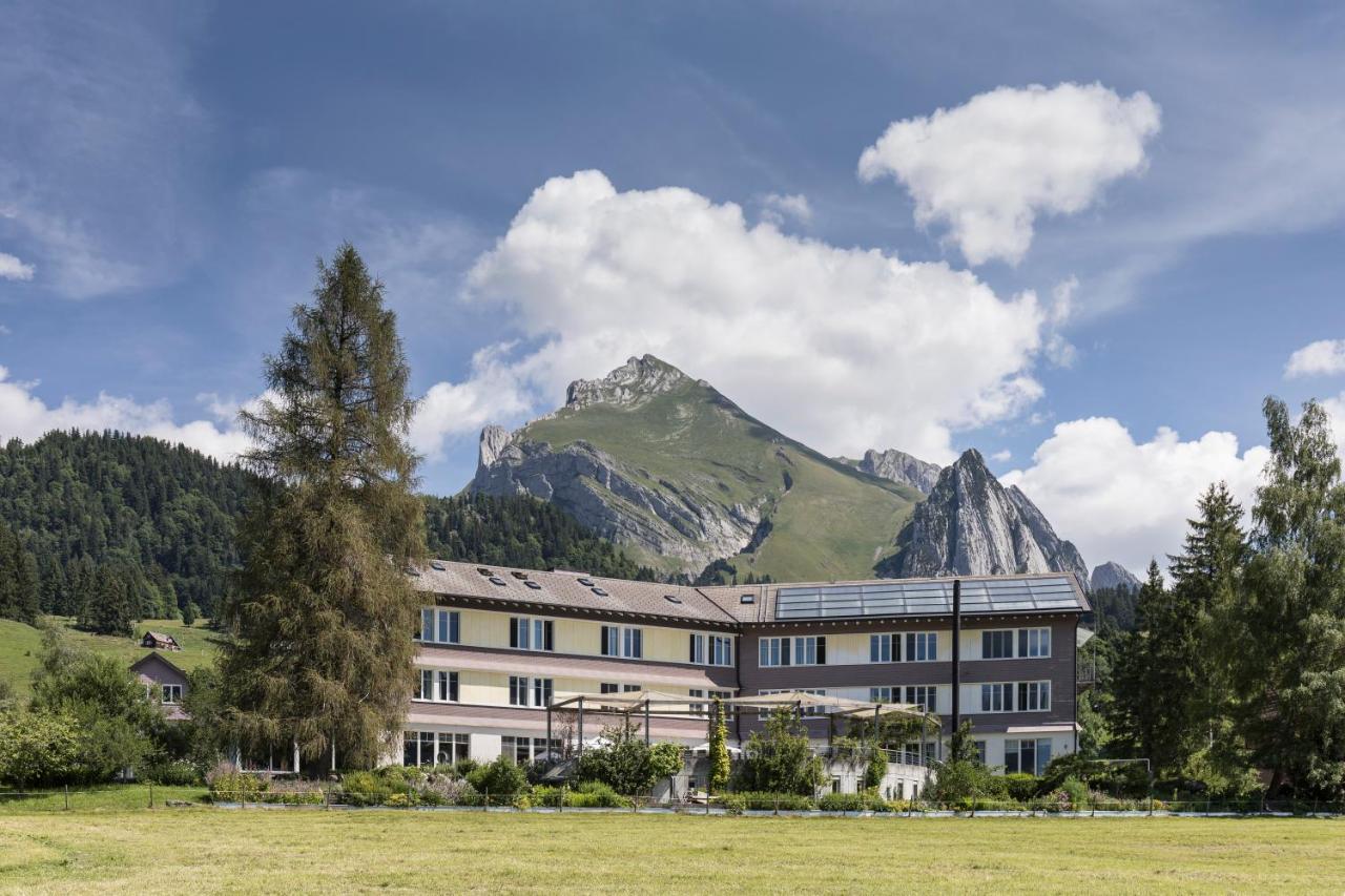 Kurhaus Sunnehus Hotel Wildhaus Ngoại thất bức ảnh
